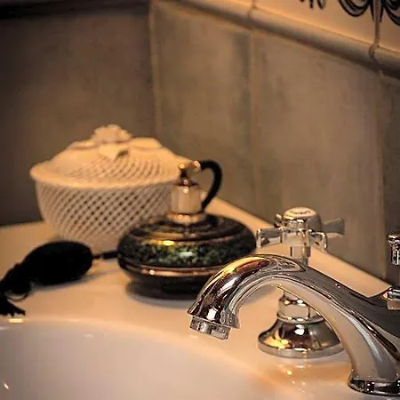 فندق مبيت وإفطار L'incanto 4*